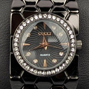 Stylish Black Ladies Quartz Watch with Crystal Bezel – Premium Bracelet Design